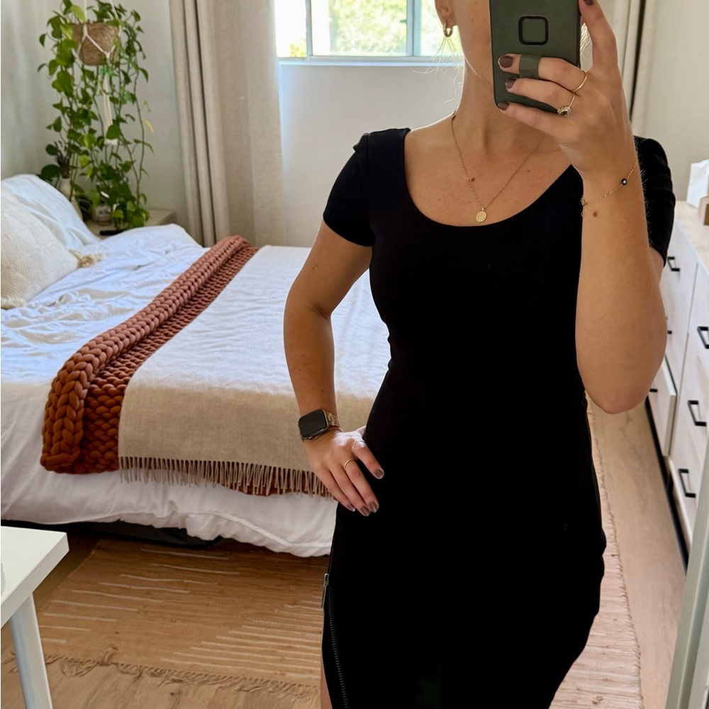 Aritzia Talula little black dress